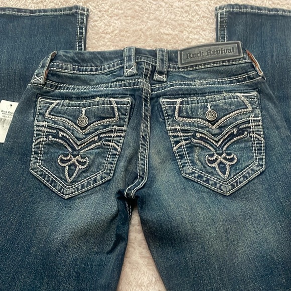 Rock Revival - Picture 3 of 4